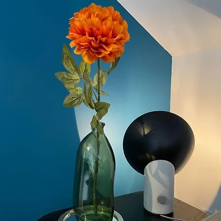 Du Vernay Apartment *